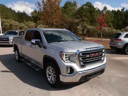 Used 2022 GMC Sierra 1500 SLT w/ SLT Premium Plus Package image 3
