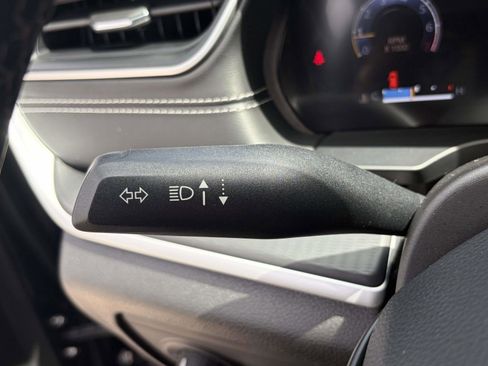 Used 2024 Jeep Grand Cherokee Altitude RWD image 22