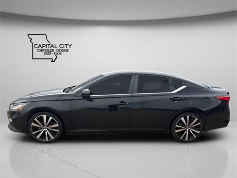 Used 2021 Nissan Altima 2.0 SR image 6