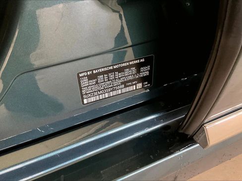 Certified 2025 BMW X7 xDrive40i image 32