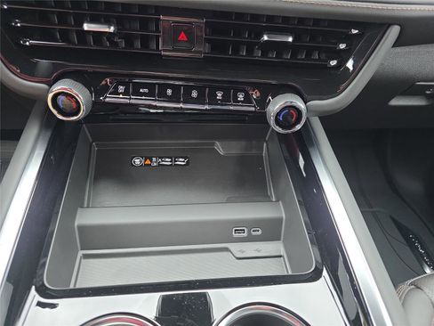 New 2026 Chevrolet Tahoe High Country image 27