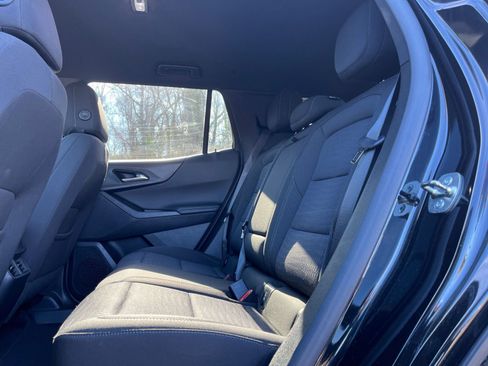 Used 2025 Chevrolet Equinox LT image 24