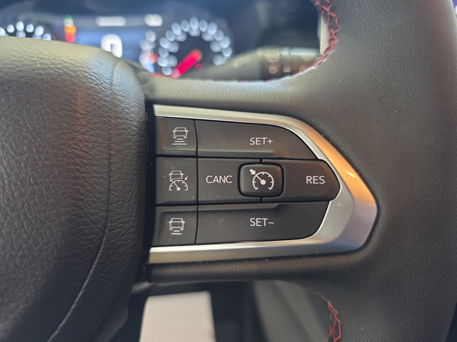 Used 2026 Jeep Compass Trailhawk AWD/4WD image 16