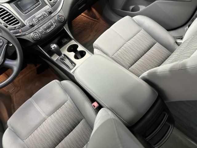 Used 2017 Chevrolet Impala LS FWD image 23