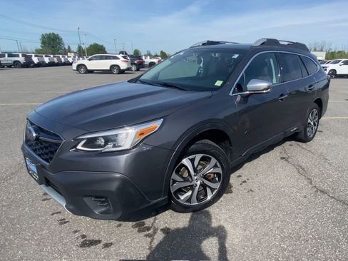 Used 2020 Subaru Outback Touring AWD/4WD image 4