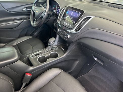 Used 2020 Chevrolet Equinox Premier w/ Premier Redline Edition FWD image 16