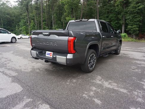 Used 2024 Toyota Tundra Limited AWD/4WD image 21