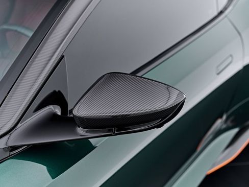 Used 2023 Aston Martin DBS Coupe RWD image 30