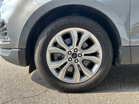 Used 2024 Ford Edge Titanium AWD/4WD image 7
