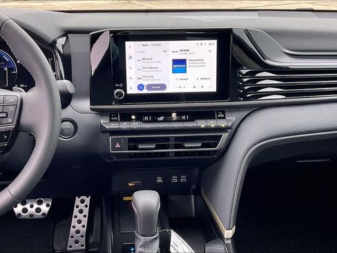 New 2026 Toyota Camry SE image 6