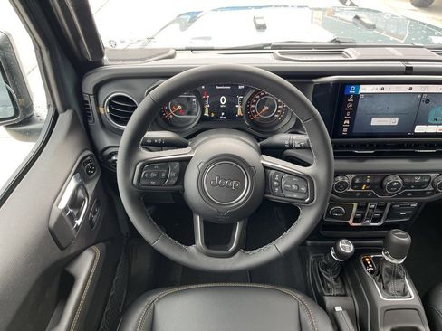 New 2026 Jeep Gladiator Sport image 12