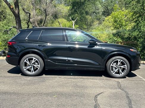 New 2027 Audi Q6 e-tron Premium Plus AWD/4WD image 3