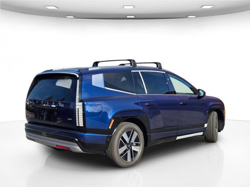 New 2026 Hyundai Ioniq 9 SEL image 8