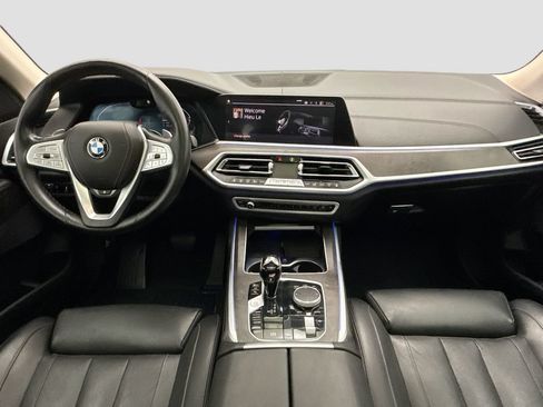 Used 2022 BMW X7 xDrive40i w/ Premium Package AWD/4WD image 13