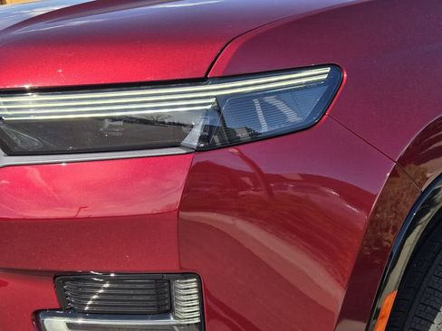 New 2026 Jeep Grand Wagoneer L Limited AWD/4WD image 6