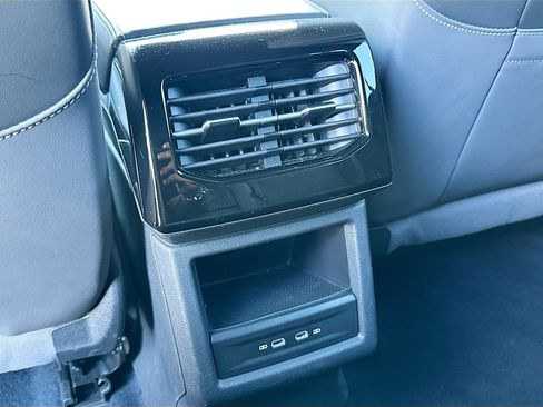 Used 2024 Volkswagen ID.4 S image 26