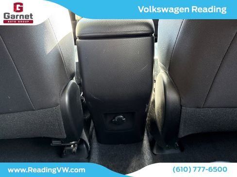 Used 2016 Toyota RAV4 LE image 33