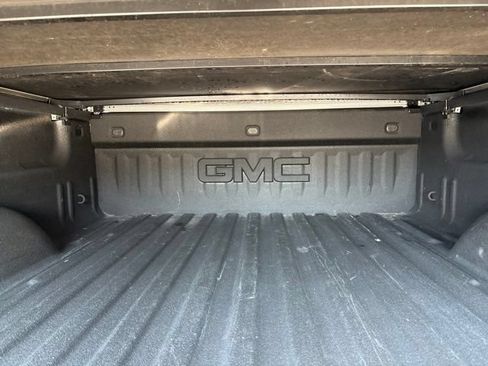Used 2017 GMC Sierra 1500 SLE w/ SLE Value Package AWD/4WD image 13