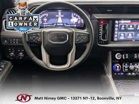 Used 2024 GMC Yukon Denali AWD/4WD image 5