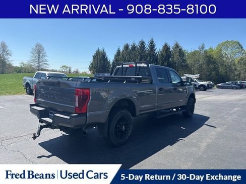 Used 2022 Ford F350 XLT w/ Black Appearance Package image 7