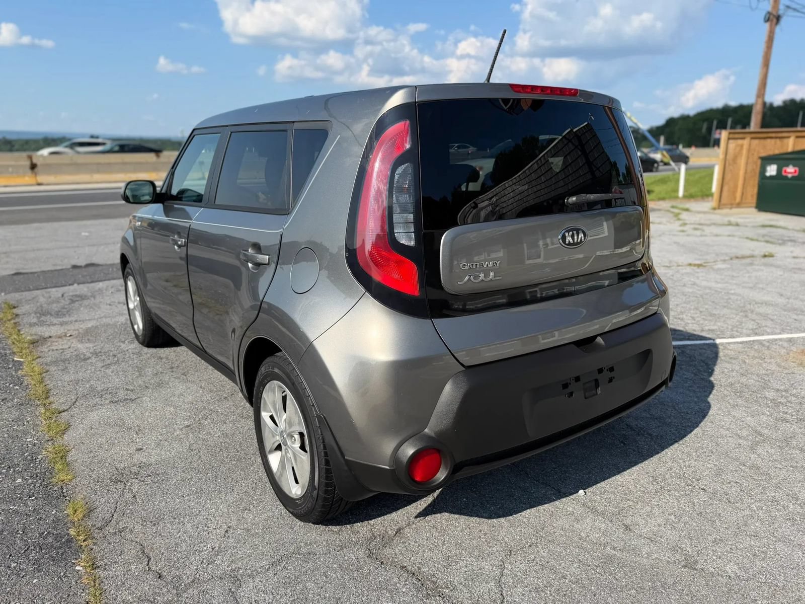 Used 2014 Kia Soul FWD image 3