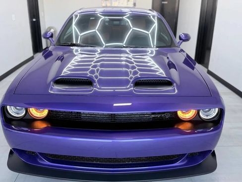 Used 2023 Dodge Challenger SRT Hellcat RWD image 10