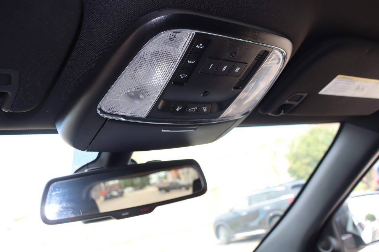 Used 2015 Jeep Grand Cherokee Altitude AWD/4WD image 18