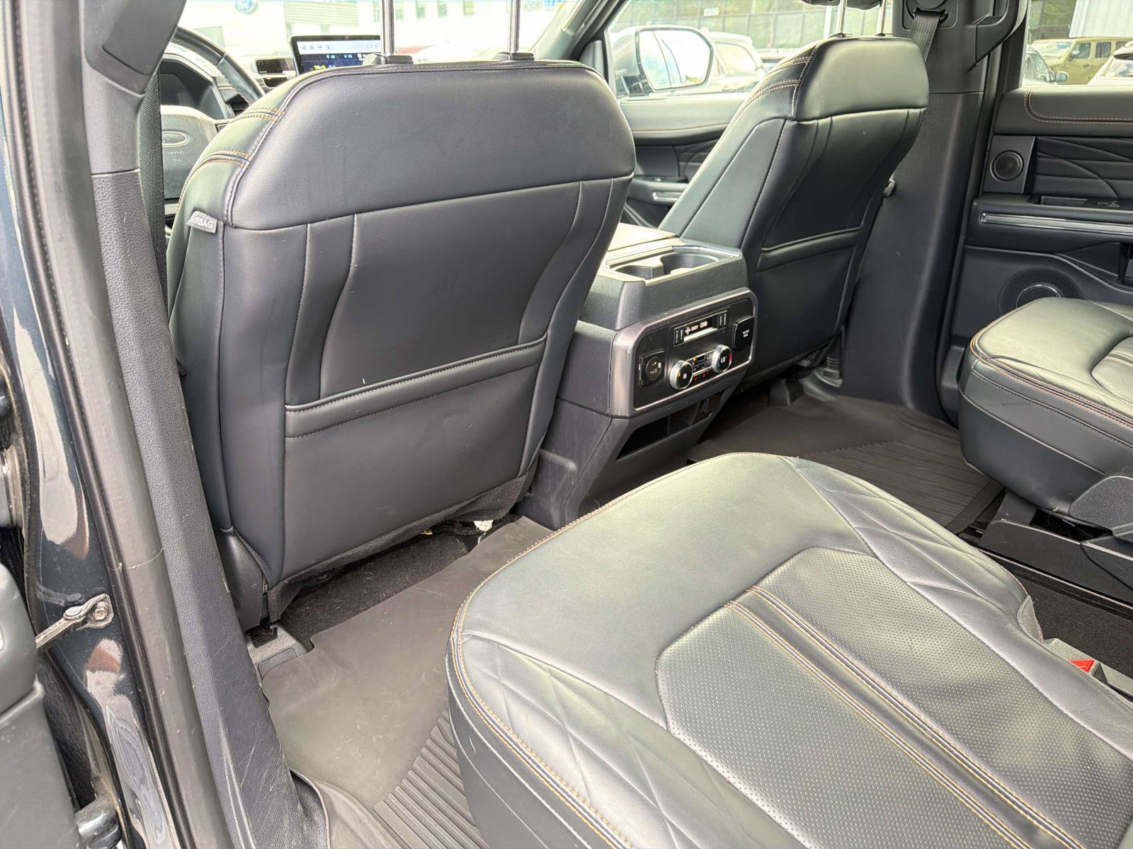 Used 2023 Ford Expedition Max Platinum AWD/4WD image 18