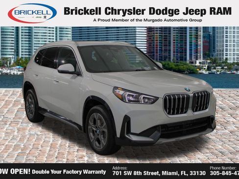 Used 2025 BMW X1 xDrive28i AWD/4WD image 2
