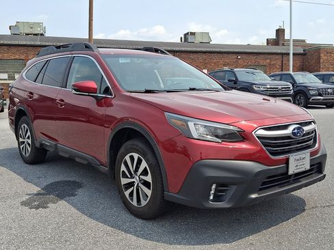 Used 2020 Subaru Outback Premium AWD/4WD image 3