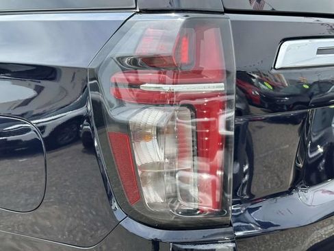 Used 2024 Chevrolet Tahoe LT w/ LT Signature Plus Package AWD/4WD image 12