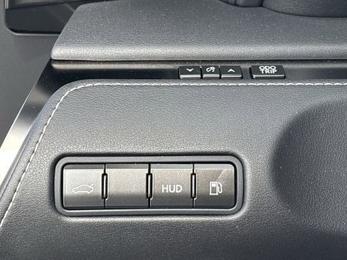 Used 2018 Lexus LC 500 Coupe w/ Performance Package image 20