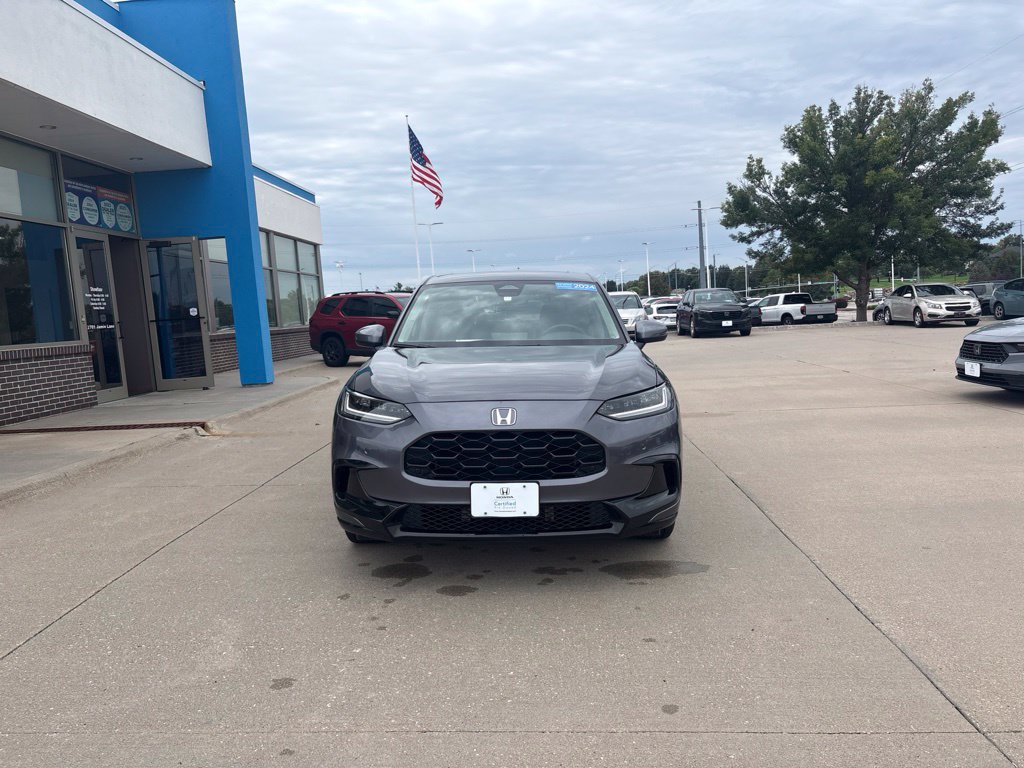 Used 2024 Honda HR-V EX-L image 2