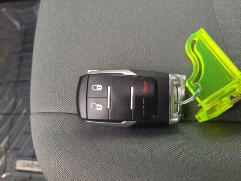 Used 2022 RAM 2500 Big Horn image 28