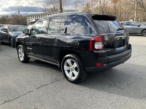 Used 2014 Jeep Compass Latitude w/ Sun/Sound Group image 7