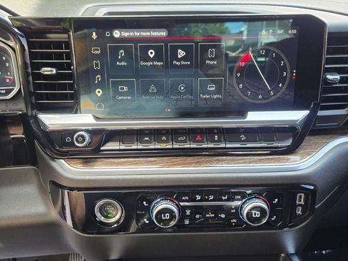 Used 2022 GMC Sierra 1500 Elevation AWD/4WD image 13