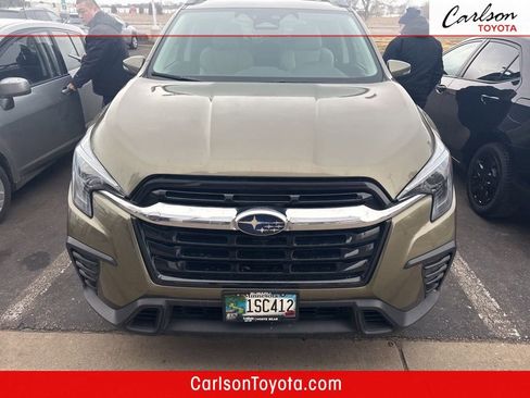 Used 2023 Subaru Ascent Limited image 1