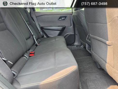 Used 2023 Nissan Rogue S FWD image 44