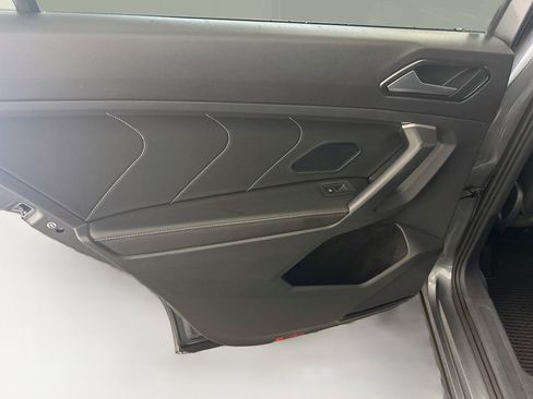 Used 2023 Volkswagen Tiguan SEL R-Line AWD/4WD image 28