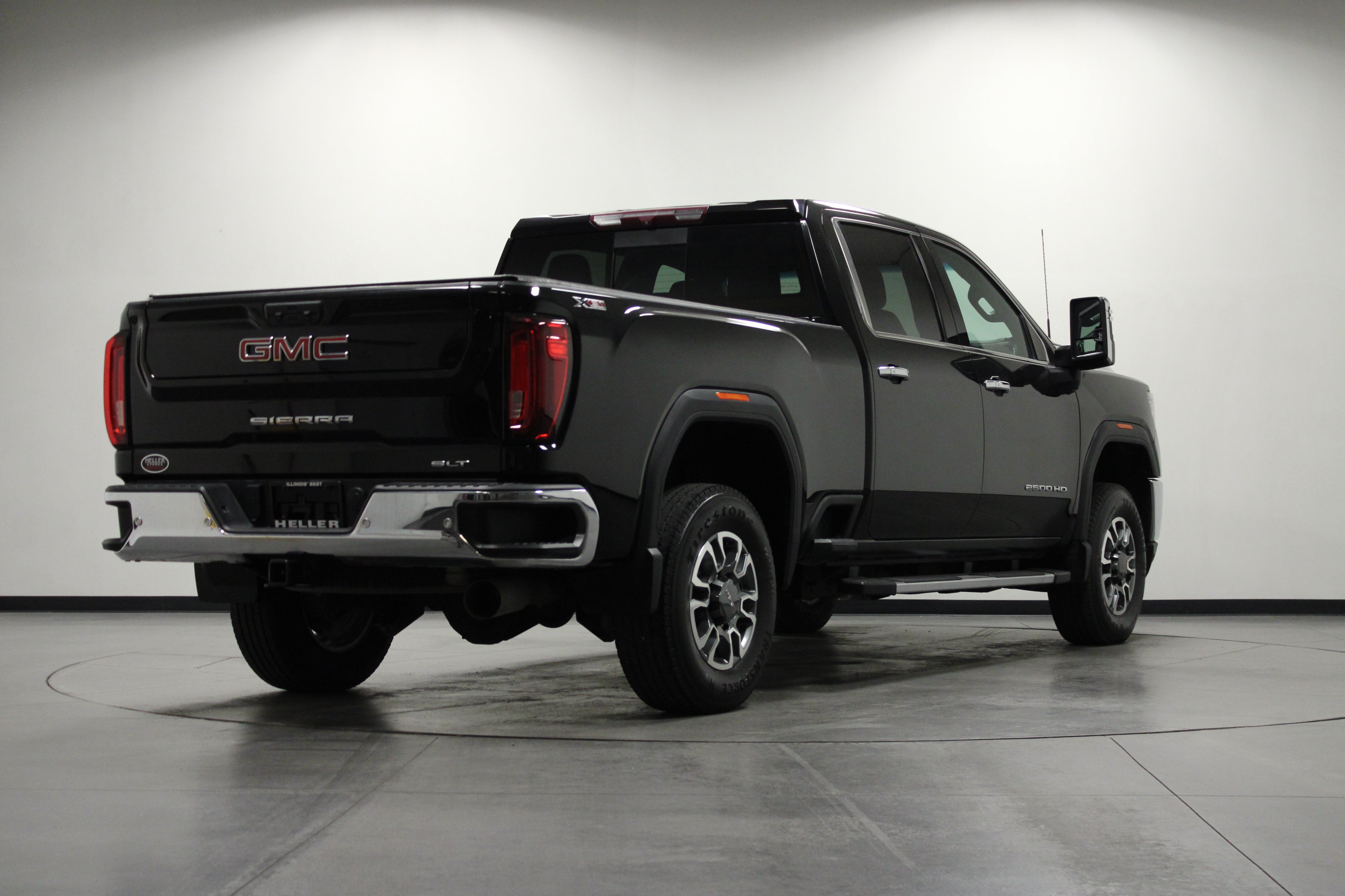 Used 2022 GMC Sierra 2500 SLT w/ SLT Convenience Package AWD/4WD image 4