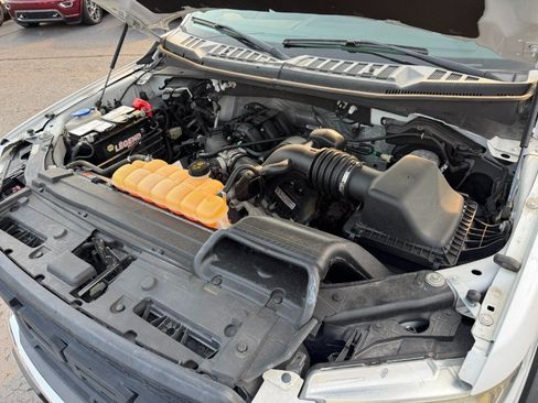 Used 2016 Ford F150 XLT AWD/4WD image 21