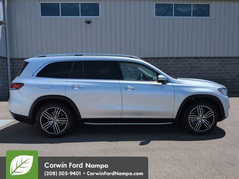 Used 2020 Mercedes-Benz GLS 450 4MATIC image 2