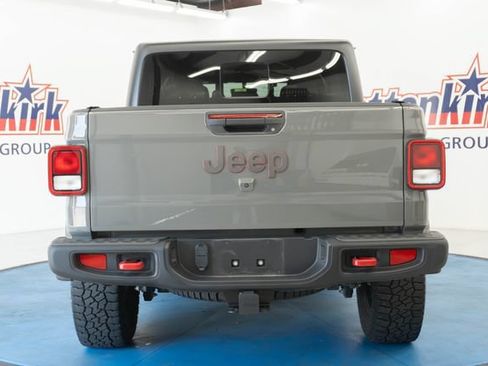 Used 2022 Jeep Gladiator Rubicon w/ Cold Weather Group AWD/4WD image 26
