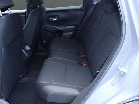 Used 2023 Honda HR-V Sport image 12