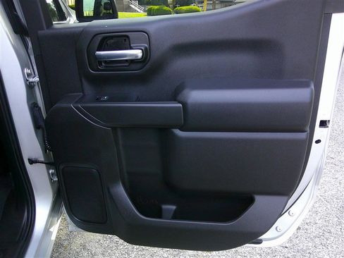 Used 2022 Chevrolet Silverado 1500 Custom Trail Boss w/ LPO, Dark Essentials Package AWD/4WD image 20