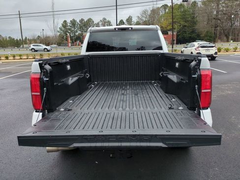 Used 2024 Toyota Tacoma TRD Off-Road image 13