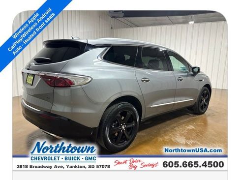 Used 2023 Buick Enclave Essence w/ Sport Touring Edition AWD/4WD image 5