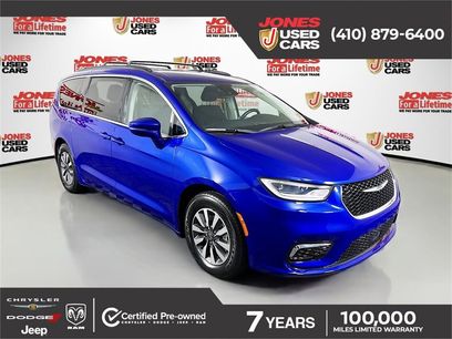 Used 2021 Chrysler Pacifica Touring