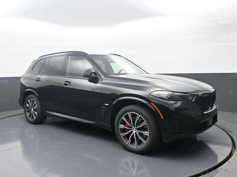 New 2026 BMW X5 sDrive40i w/ M Sport Package RWD image 3