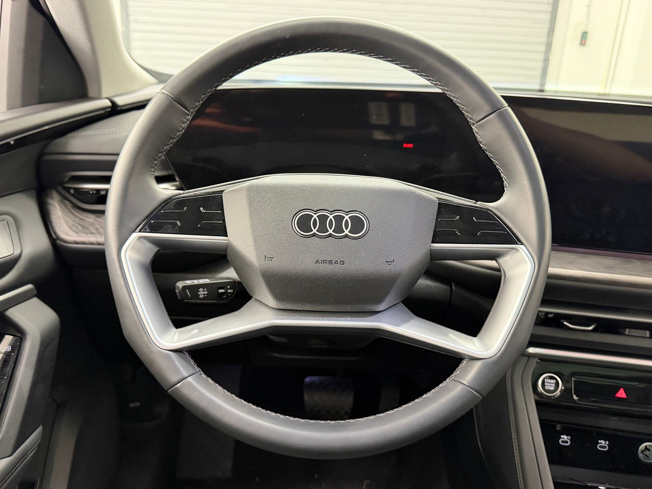Certified 2025 Audi Q5 Premium AWD/4WD image 11